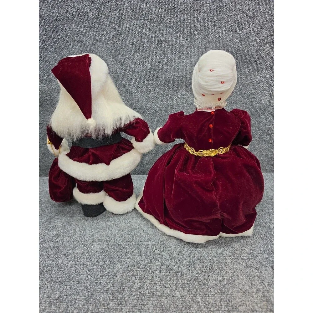 Vintage Hand Made Santa & Mrs Claus Art Dolls Christmas Collectible 13in Dolls